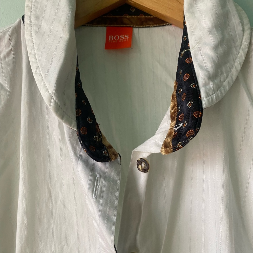 Special Hugo Boss Blouse - Picture 6 of 6